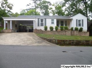 511 Cherokee Dr SW, Fort Payne, AL 35967