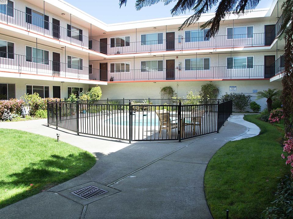 2133 Santa Clara Ave UNIT 217, Alameda, CA 94501  MLS #41023405  Zillow