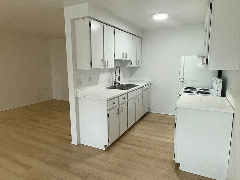 Viking Suites — Photo 25