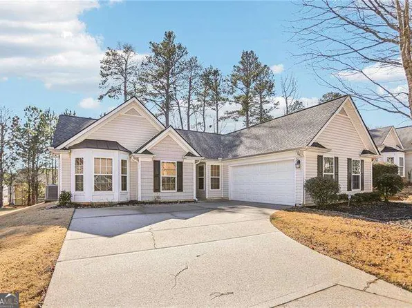 334 Hunterian Pl, Newnan, GA 30265