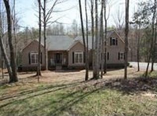 6382 Willowbottom Rd, Hickory, NC 28602
