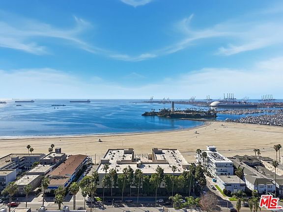 3rd image of 1140 E Ocean Blvd Unit 309