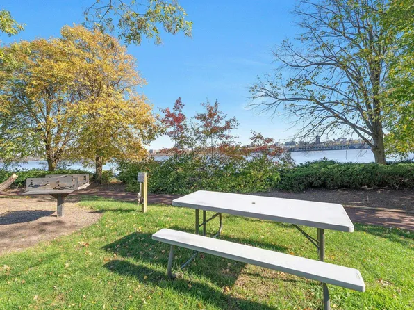 1077 River Road image 33 of 33