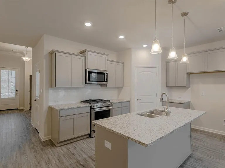 4644 Grenache Dr — Photo 4