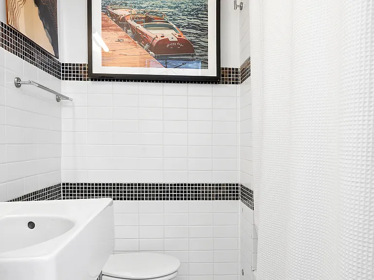 27 S Portland Ave #3 — Photo 8