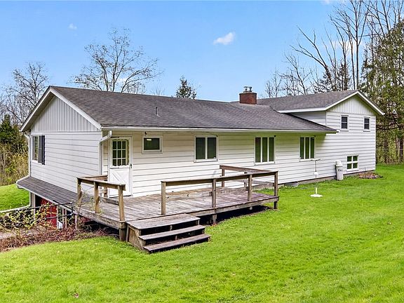 3rd image of 2458 Ridge Rd