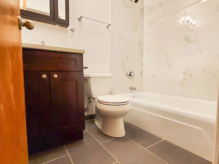 525 W Aldine Ave #304 — Photo 6