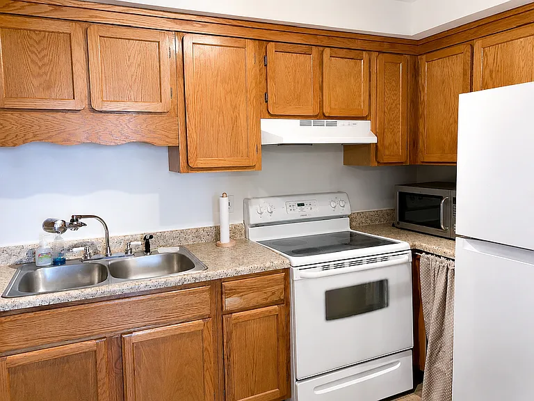 315 N Spruce St #508 — Photo 5