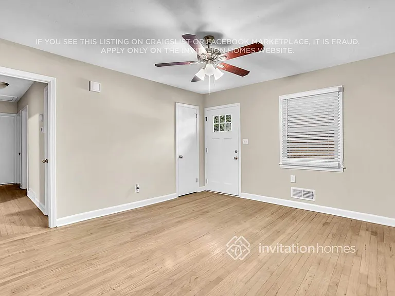 2885 Gresham Rd — Photo 2