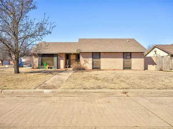 4302 Liberty Cir, Shawnee, OK 74804