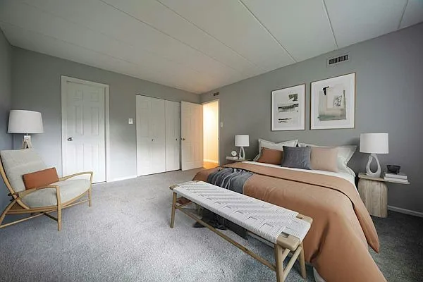 Wimbledon Court Townhomes — Photo 3