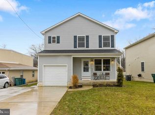 402 Princess Ave, Croydon, PA 19021