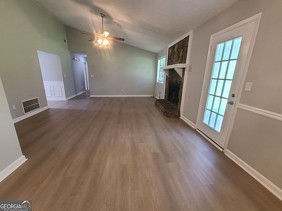 4th image of 2652 Creek Hollow Dr