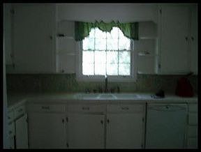3rd image of 3606 Hillvale Cir