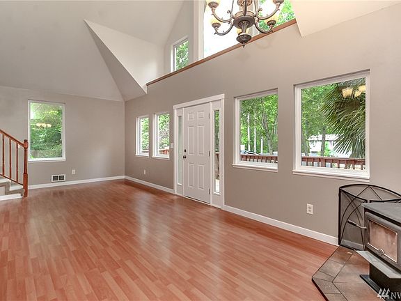 5th image of 14104 Dogwood Ct NW