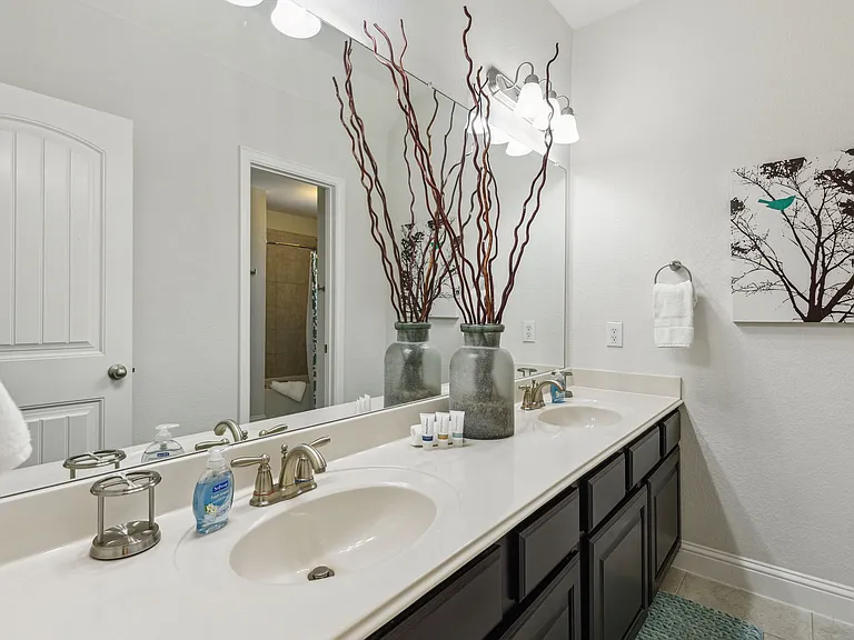 2360 Fountain Gate Dr — Photo 7