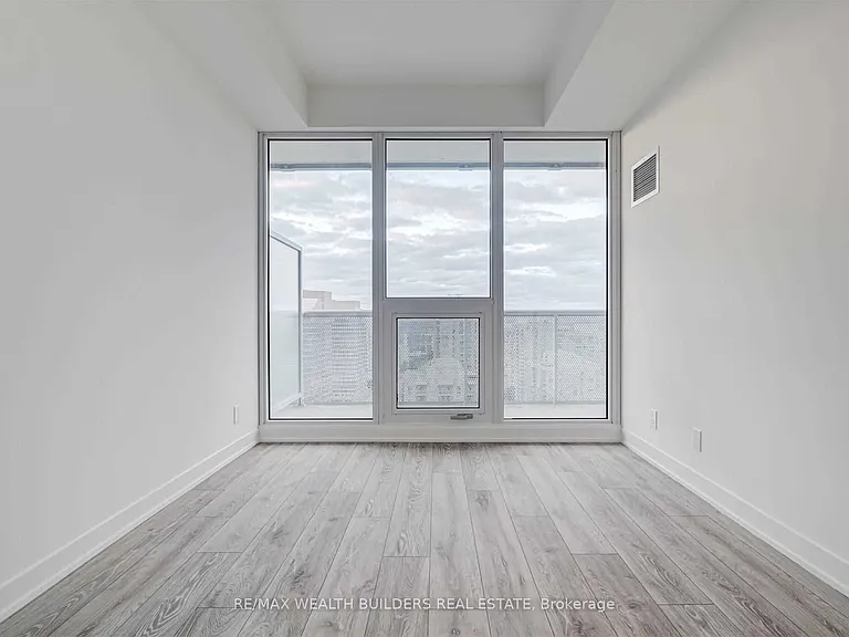 15 Holmes Ave #2206 — Photo 10