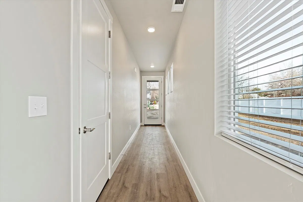 3 bed, 1485 sqft, $2,600 — Photo 2