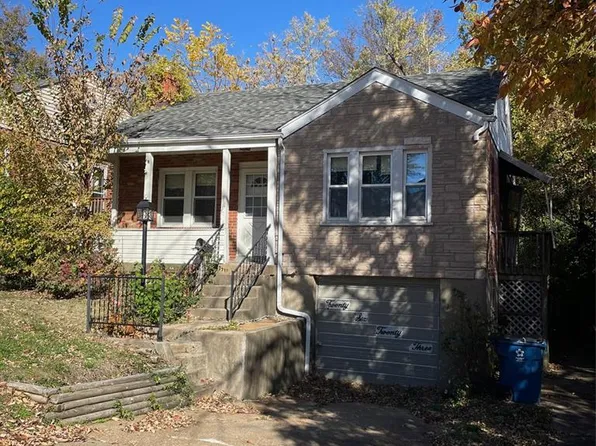 2623 Avie Dr, Saint Louis, MO 63136