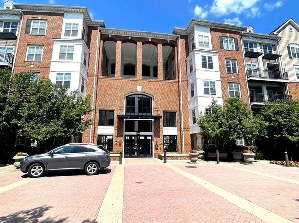 501 Hungerford Dr APT 337, Rockville, MD 20850