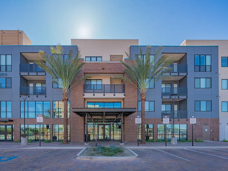Northbend Exterior