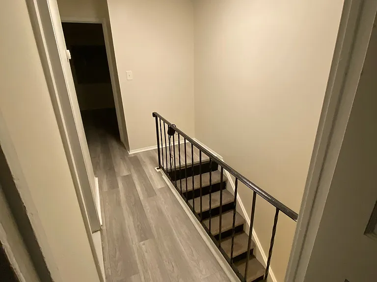 230 Hill Rise — Photo 28