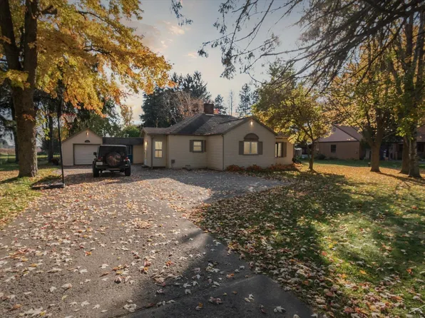 19905 Gratiot Rd, Merrill, MI 48637