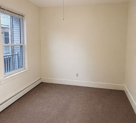 4th image of 53 Crest Ave #2