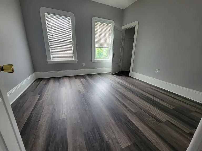 47 Calmar St #3 — Photo 5