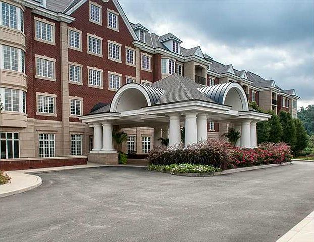 1st image of 100 Vista Cir APT 412