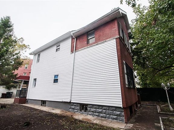 5th image of 4259 Bronxwood Ave