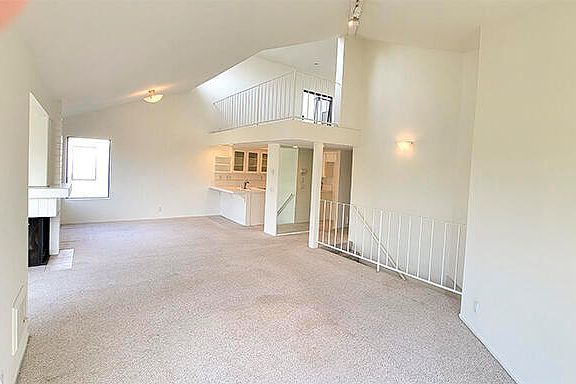 4th image of 3404 Sunset Ln