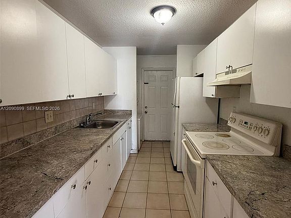 3rd image of 14127 SW 280th Ter