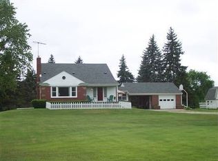 5095 Fitzgerald Rd, Saint Clair, MI 48079