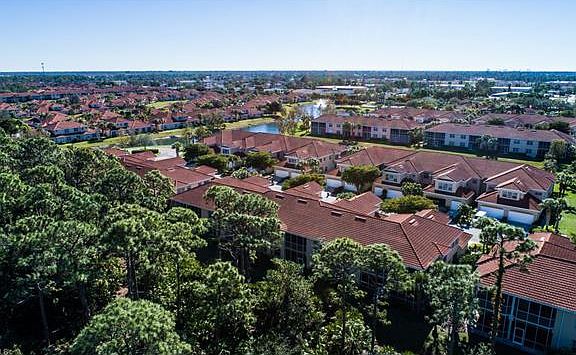 3rd image of 14010 W Hyde Park Dr APT 202