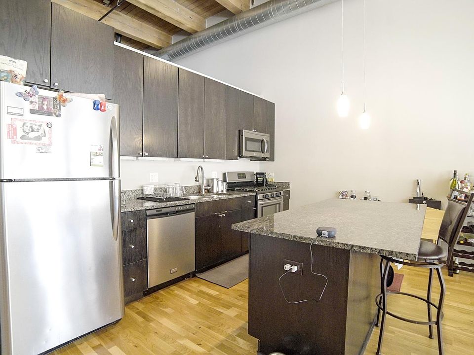 1st image of 2303 S Michigan Ave #2I2
