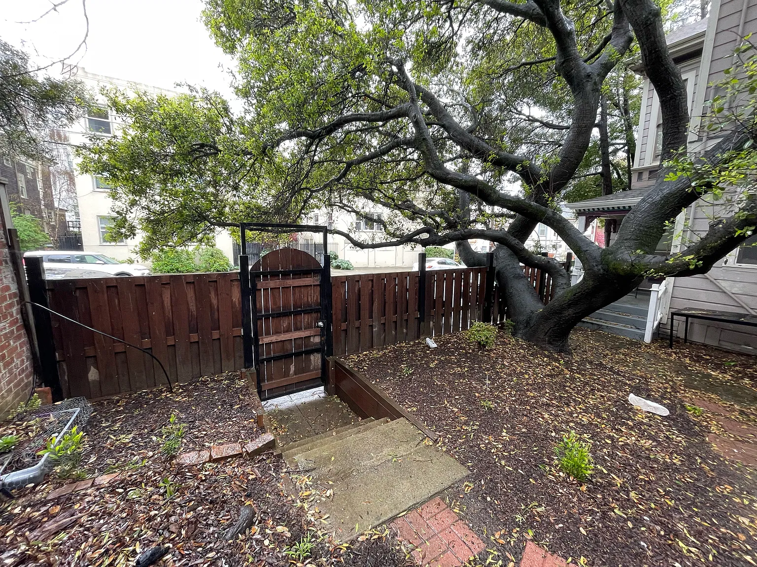 8 bed, $12,500 — Photo 4
