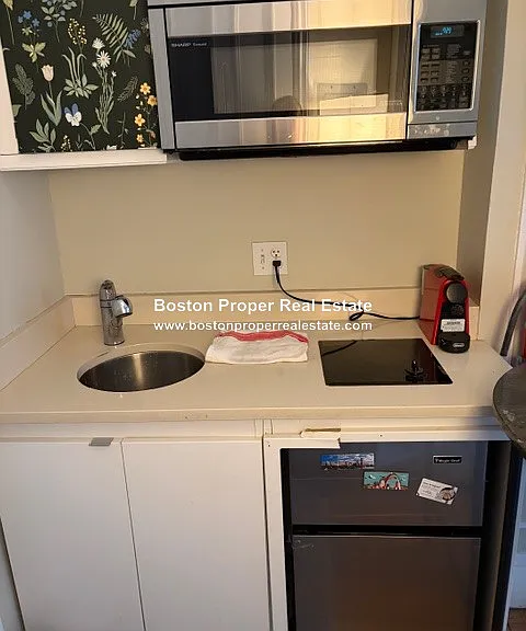 323 Beacon St #3 — Photo 7