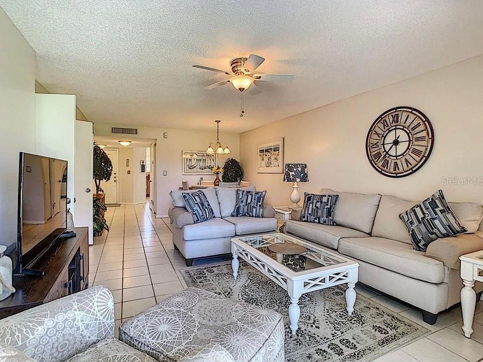 Live your Florida dream vacation in this carefree condo!