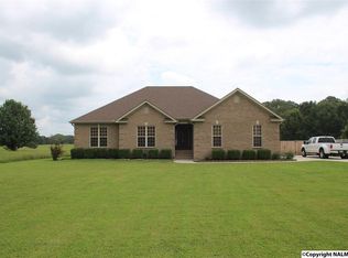 19594 Looney Rd, Athens, AL 35613