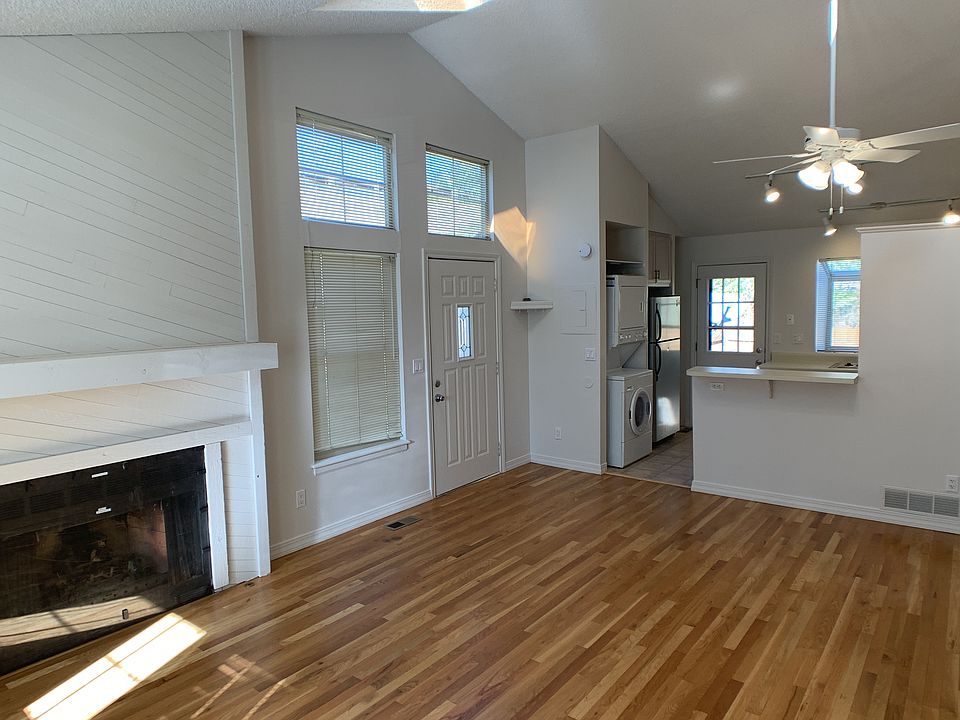 6847_mountain_top_b_10272021