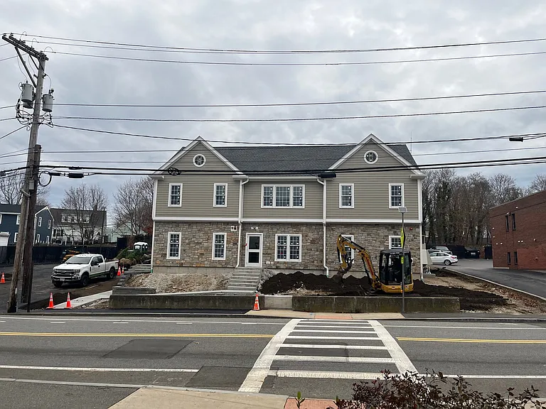 96 Broad St #2 — Photo 7