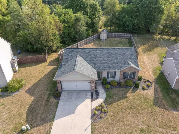 1952 Archangel, Huntington, IN 46750