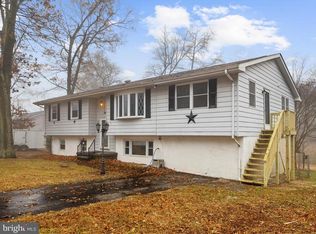 184 Diana Dr, Pasadena, MD 21122