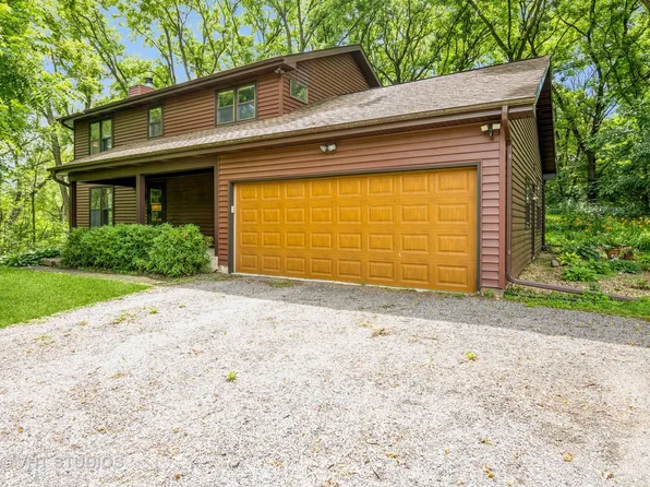 1111 N Ridge Rd, McHenry, IL 60050