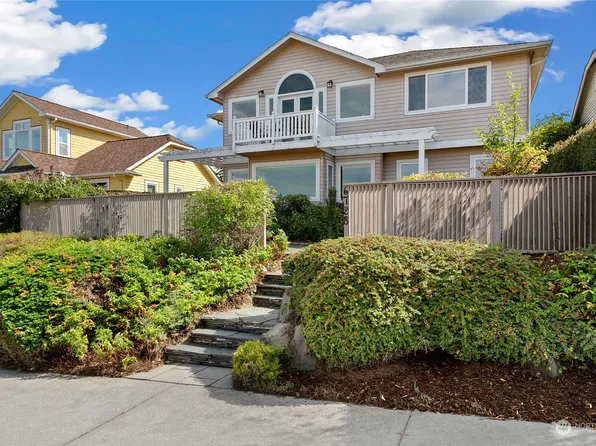 6728 40th Avenue SW, Seattle, WA 98136