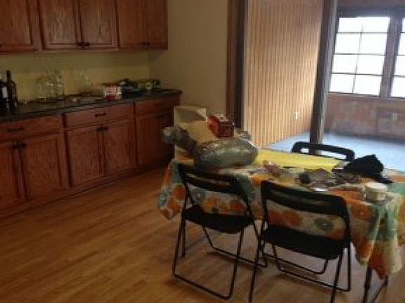 4th image of 30 Walden St