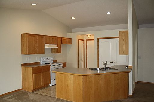 5th image of 4000 NE 94th St