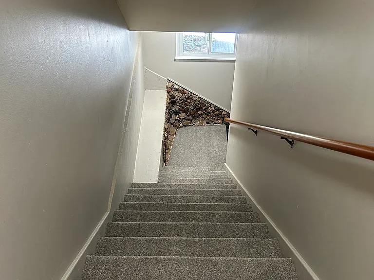 Stairway to Primary Bedroom