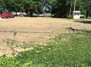 3407 Friendship Farm Rd, East Moline, IL 61244